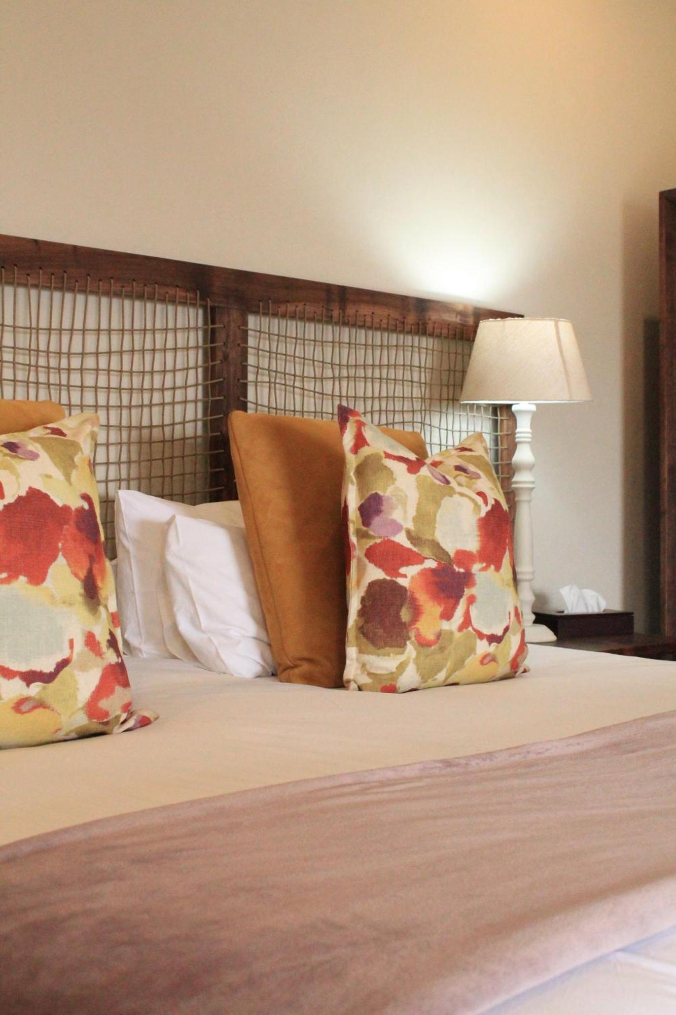 Hilton Bush Lodge & Function Venue Bagian luar foto
